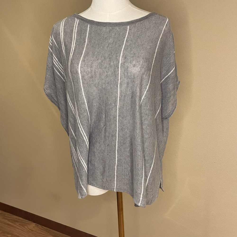 360 Sweater Gray Knit Top